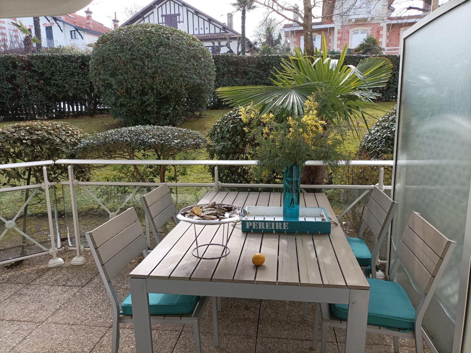 Appartement T2 En Front De Mer A Arcachon, Acces Direct Plage, Parking, Animaux Admis - Fr-1-374-201 Bagian luar foto